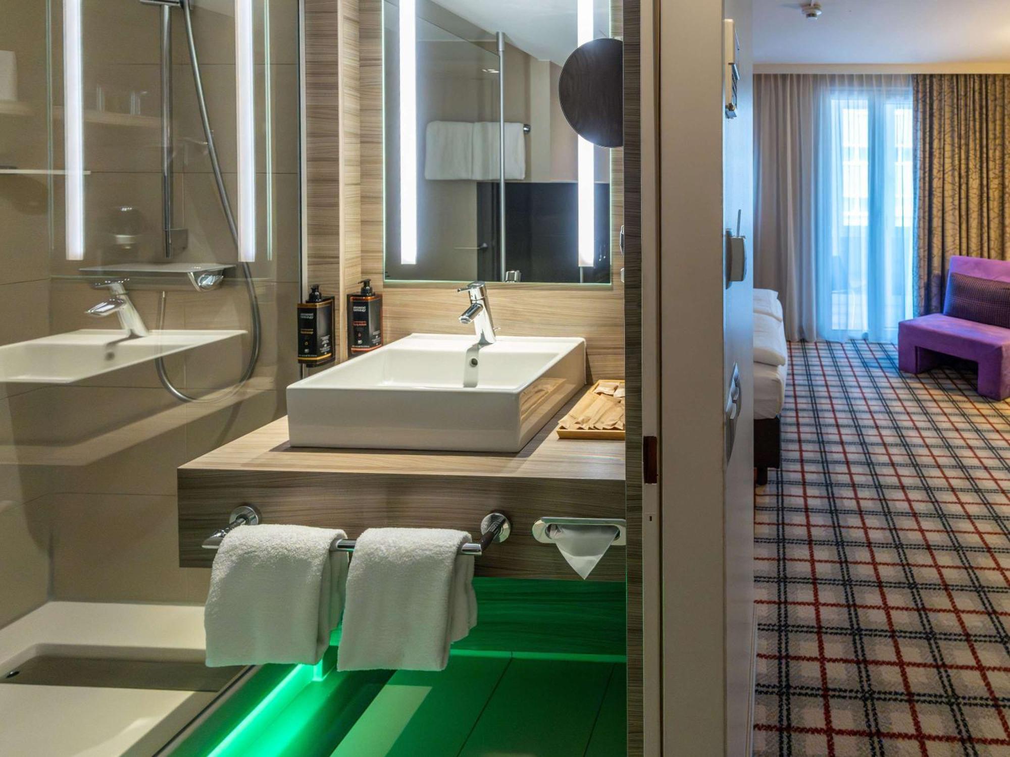 Mercure Salzburg City Экстерьер фото