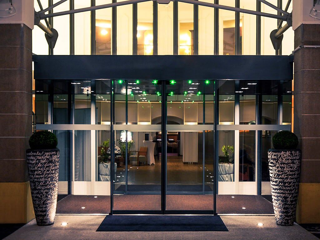 Mercure Salzburg City Экстерьер фото